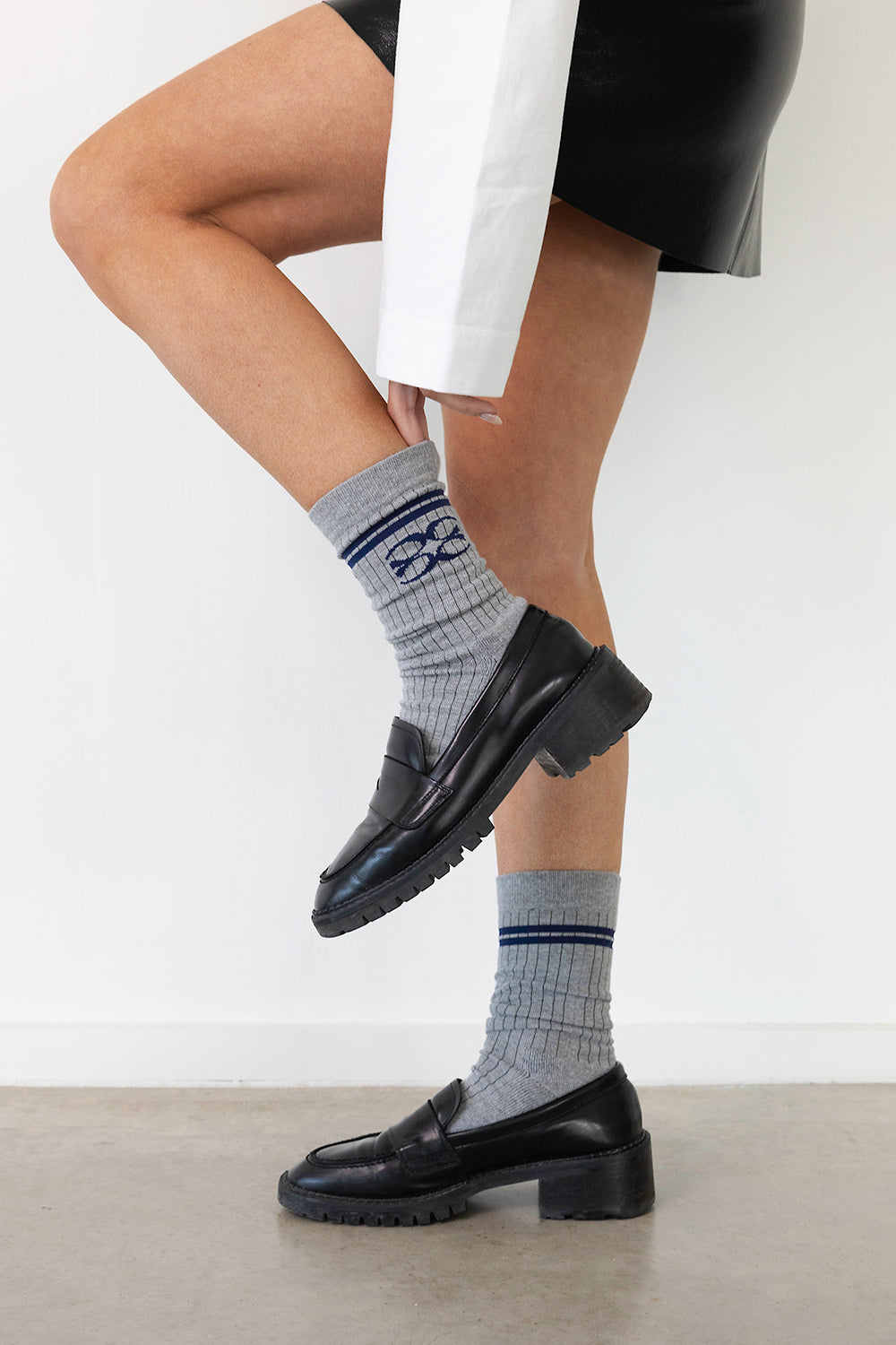 Coucou socks - Grey with navy logo
