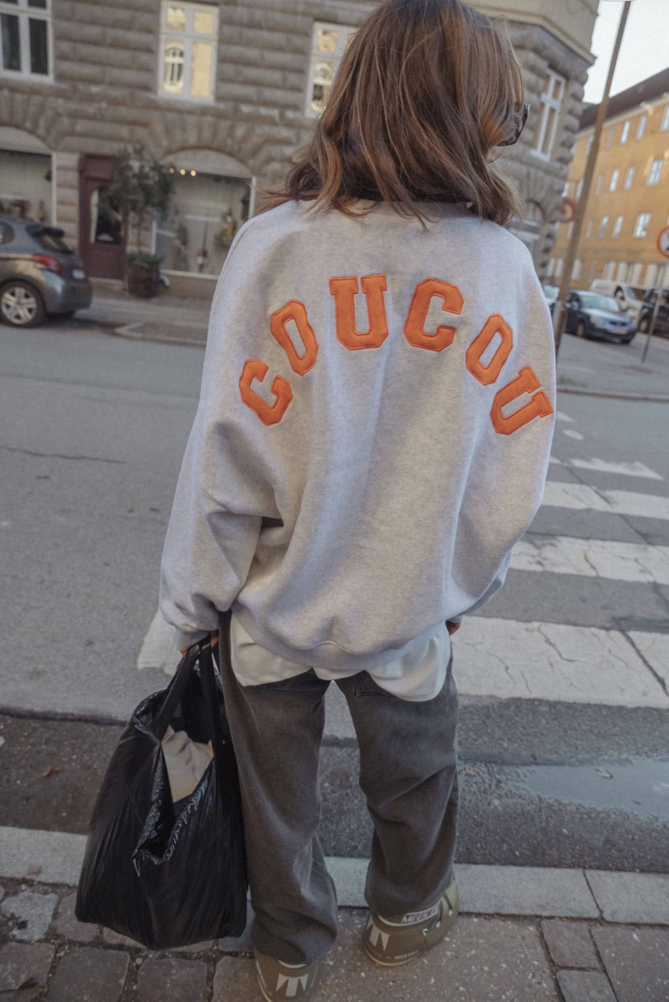 Coucou One size Joseph sweater - Light grey with orange letters