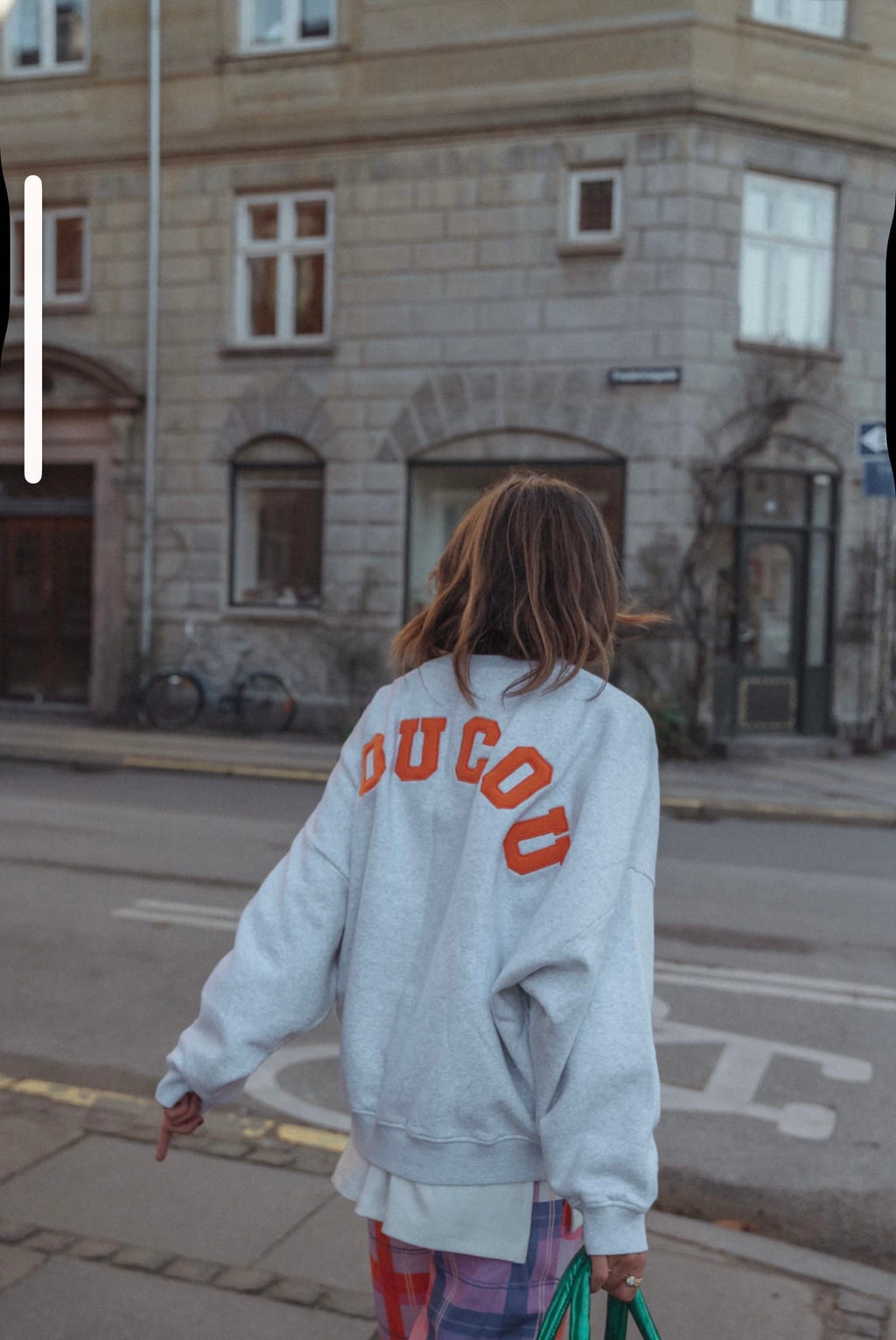 Coucou One size Joseph sweater - Light grey with orange letters
