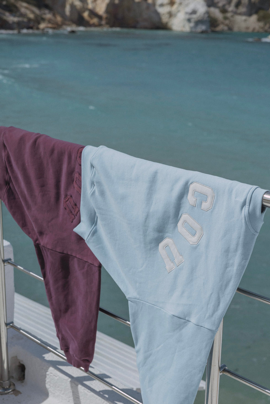Coucou One size Joseph sweater - Light blue with ecru letters